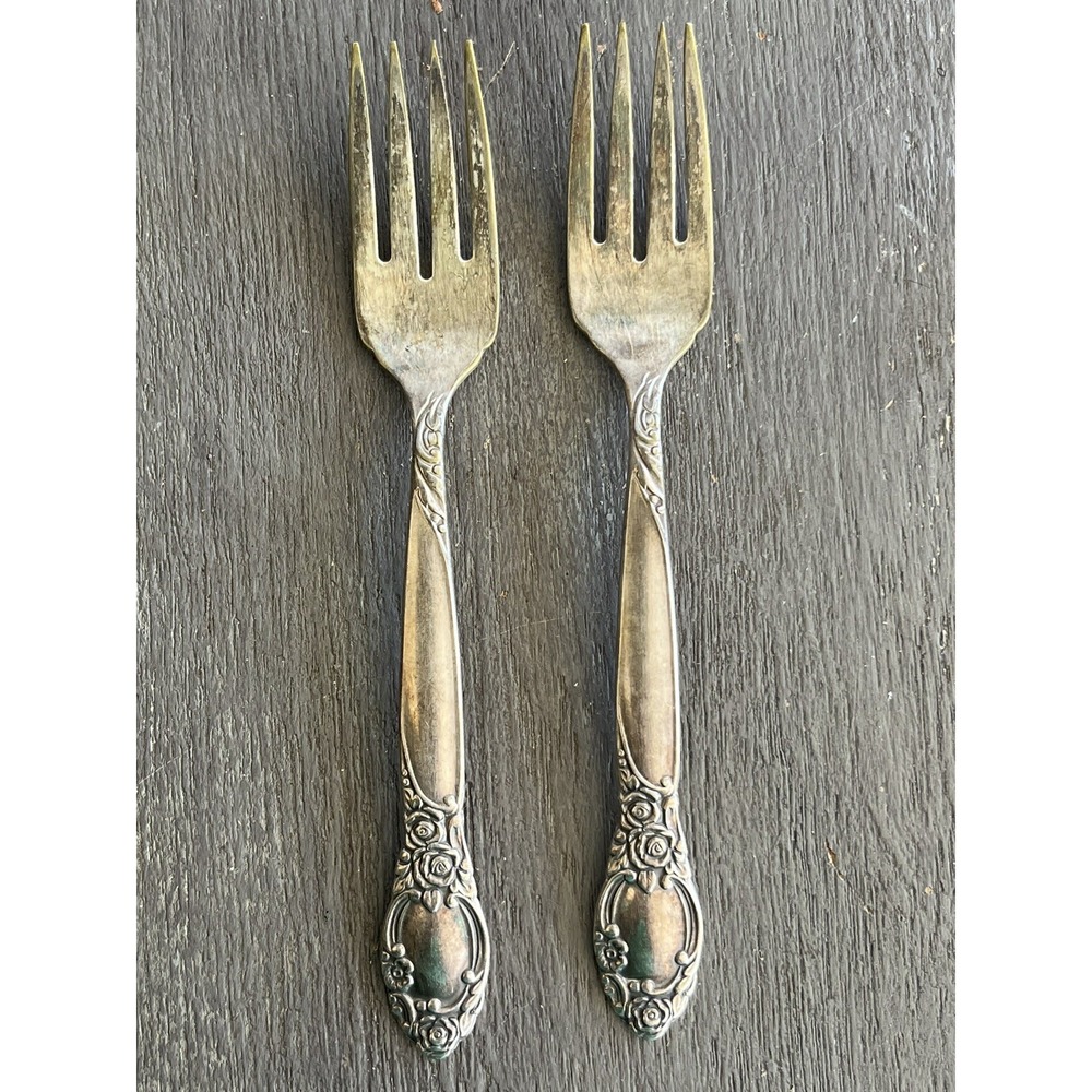 2 Salad Forks Oneida Silversmiths BALLAD Silverplate Country Lane Flatware